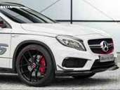 Mercedes GLA 45 AMG mit 360 PS: Auf der Auto Show in Los Angeles 2013 feiert der Power SUV sein Debüt. Mercedes GLA 45 AMG mit 360 PS: Auf der Auto Show in Los Angeles 2013 feiert der Power SUV sein Debüt.