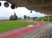 Auf einem extra erneuerten Rasen können die DFB-Kicker im Stadion von Evian trainieren. Foto: Christine Longin Auf einem extra erneuerten Rasen können die DFB-Kicker im Stadion von Evian trainieren. Foto: Christine Longin
