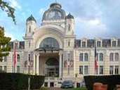 Das einstige Palais Lumière ist heute Kulturzentrum. Foto: OT Evian Das einstige Palais Lumière ist heute Kulturzentrum. Foto: OT Evian