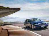 Erste Fotos vom neuen Mercedes E-Klasse T-Modell. Erste Fotos vom neuen Mercedes E-Klasse T-Modell.