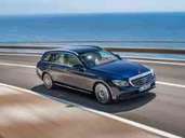 Erste Fotos vom neuen Mercedes E-Klasse T-Modell. Erste Fotos vom neuen Mercedes E-Klasse T-Modell.