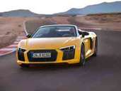 Der neue Audi R8 Spyder sprintet in weniger als vier Sekunden von 0 auf 100 km/h. Der neue Audi R8 Spyder sprintet in weniger als vier Sekunden von 0 auf 100 km/h.