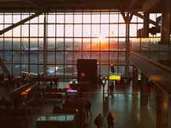 Platz 9: Der London Heathrow Airport hat das höchste Passagieraufkommen, gemessen an europäischen Flughäfen. Platz 9: Der London Heathrow Airport hat das höchste Passagieraufkommen, gemessen an europäischen Flughäfen.