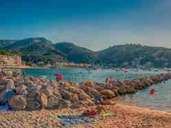 Port de Sóller verfügt über die Strände Platja den Repic und Platja des Través. Port de Sóller verfügt über die Strände Platja den Repic und Platja des Través.