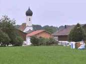 Platz 9: Dank seiner Nähe zu München und den erschwinglicheren Mieten im Vergleich zu der bayerischen Landeshauptstadt, soll auch der Landkreis Rosenheim in Zukunft großen Bevölkerungszuwachs bekommen. Rund 19.300 Menschen werden dann ins Alpenvorland ziehen - insgesamt macht das rund 256.000 Einwohner bis 2030. Platz 9: Dank seiner Nähe zu München und den erschwinglicheren Mieten im Vergleich zu der bayerischen Landeshauptstadt, soll auch der Landkreis Rosenheim in Zukunft großen Bevölkerungszuwachs bekommen. Rund 19.300 Menschen werden dann ins Alpenvorland ziehen - insgesamt macht das rund 256.000 Einwohner bis 2030.
