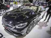 TOP 1: Elegant, kraftvoll und nicht zu übertrieben zeigt sich die "Rakete" Brabus Rocket 900 Cabrio, welche auf dem Mercedes-AMG S 65 basiert. Unter der Haube wüten 900 PS - damit schafft das Cabrio eine Spitze von 350 km/h. Ein echtes Schmuckstück! TOP 1: Elegant, kraftvoll und nicht zu übertrieben zeigt sich die "Rakete" Brabus Rocket 900 Cabrio, welche auf dem Mercedes-AMG S 65 basiert. Unter der Haube wüten 900 PS - damit schafft das Cabrio eine Spitze von 350 km/h. Ein echtes Schmuckstück!