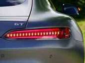 Dieser heiße Flitzer kann sich sehen lassen: Der Mercedes-AMG GT4 soll gegen Porsche Panamera und Audi RS z antreten. Mit an Bord: Hybridtechnik und rund 815 PS! Dieser heiße Flitzer kann sich sehen lassen: Der Mercedes-AMG GT4 soll gegen Porsche Panamera und Audi RS z antreten. Mit an Bord: Hybridtechnik und rund 815 PS!