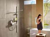 Komfortable Bedienung: Das Dusch-Set von Hansgrohe kombiniert Handbrause und Thermostat. Foto: Hansgrohe SE/VDS Komfortable Bedienung: Das Dusch-Set von Hansgrohe kombiniert Handbrause und Thermostat. Foto: Hansgrohe SE/VDS
