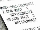 Landen bei Ihnen die Kassenzettel auch einfach im Papiermüll? Das ist leider falsch. Denn Kassenzettel bestehen aus Thermopapier - und gehören deshalb in den Restmüll. Landen bei Ihnen die Kassenzettel auch einfach im Papiermüll? Das ist leider falsch. Denn Kassenzettel bestehen aus Thermopapier - und gehören deshalb in den Restmüll.