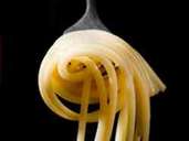 Perfekt al dente soll die Nudel sein: Am besten klappt das, indem man die angegebene Garzeit auf der Packung um ein paar Minuten verkürzt. Foto: Franziska Gabbert Perfekt al dente soll die Nudel sein: Am besten klappt das, indem man die angegebene Garzeit auf der Packung um ein paar Minuten verkürzt. Foto: Franziska Gabbert