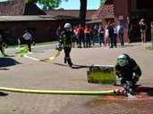 Spannend für Zuschauer: Erstmals gehen die Teams beim Stadtpokal in neuen Wettbewerben an den Start. Die Feuerwehr Nienburg hat diese Aufgaben bereits bei anderen Veranstaltungen absolviert und wird auch am Sonntag wieder dabei sein. Spannend für Zuschauer: Erstmals gehen die Teams beim Stadtpokal in neuen Wettbewerben an den Start. Die Feuerwehr Nienburg hat diese Aufgaben bereits bei anderen Veranstaltungen absolviert und wird auch am Sonntag wieder dabei sein.
