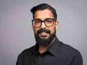 Sandeep Rout arbeitet als Facharzt für Psychiatrie und Psychotherapie am Vivantes Klinikum Neukölln in Berlin. Foto: Fotostudio Neukölln Sandeep Rout arbeitet als Facharzt für Psychiatrie und Psychotherapie am Vivantes Klinikum Neukölln in Berlin. Foto: Fotostudio Neukölln