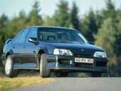 Rüsselsheimer mit Wums: Der Opel Lotus Omega war das 377-PS-starke Ergebnis einer Kooperation mit dem britschen Sportwagenhersteller. Foto: Opel Automobile GmbH/dpa-tmn Rüsselsheimer mit Wums: Der Opel Lotus Omega war das 377-PS-starke Ergebnis einer Kooperation mit dem britschen Sportwagenhersteller. Foto: Opel Automobile GmbH/dpa-tmn