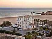 Hotel im Angebot von Olimar in Portugal: Der Spezialreiseveranstalter kommt den Wünschen der Gäste nach bestimmten Zimmern wenn möglich nach. Hotel im Angebot von Olimar in Portugal: Der Spezialreiseveranstalter kommt den Wünschen der Gäste nach bestimmten Zimmern wenn möglich nach.