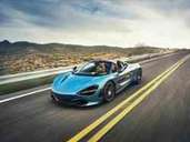 In nur 11 Sekunden hat sich das Hardtop des 720S hinter die beiden Sitze gefaltet. Foto: McLaren Automotive In nur 11 Sekunden hat sich das Hardtop des 720S hinter die beiden Sitze gefaltet. Foto: McLaren Automotive