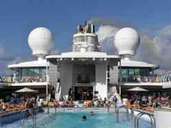 Die Kreuzfahrt ist eine beliebte Urlaubsform mit seit Jahren steigenden Passagierzahlen. Die Kreuzfahrt ist eine beliebte Urlaubsform mit seit Jahren steigenden Passagierzahlen.