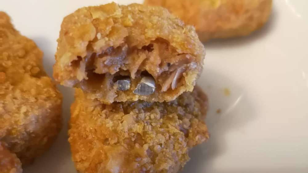 Kaufland-Schock: Mann beißt bei Nuggets auf etwas Hartes ...